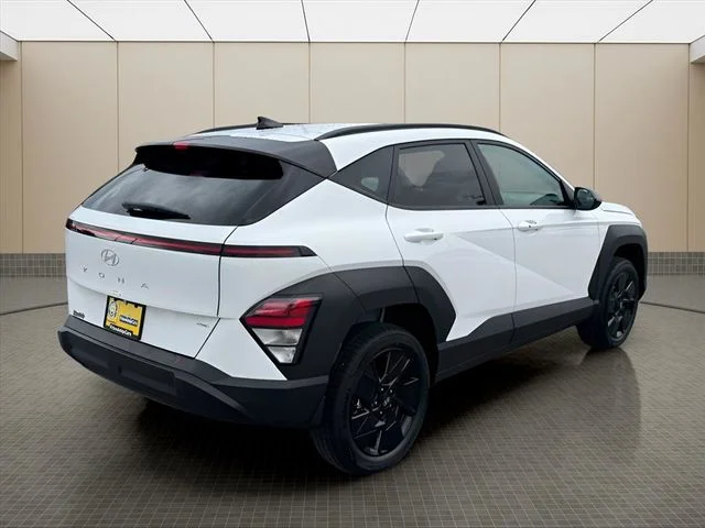 Used 2026 White Hyundai SEL Sport image 3