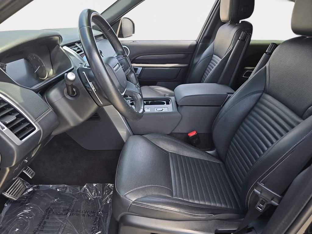Used 2023 Black Land Rover S R-Dynamic image 17