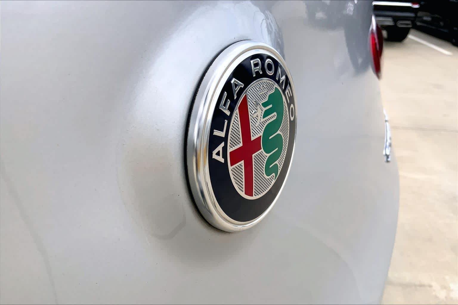 Used 2018 SILVER Alfa Romeo Ti Sport image 9