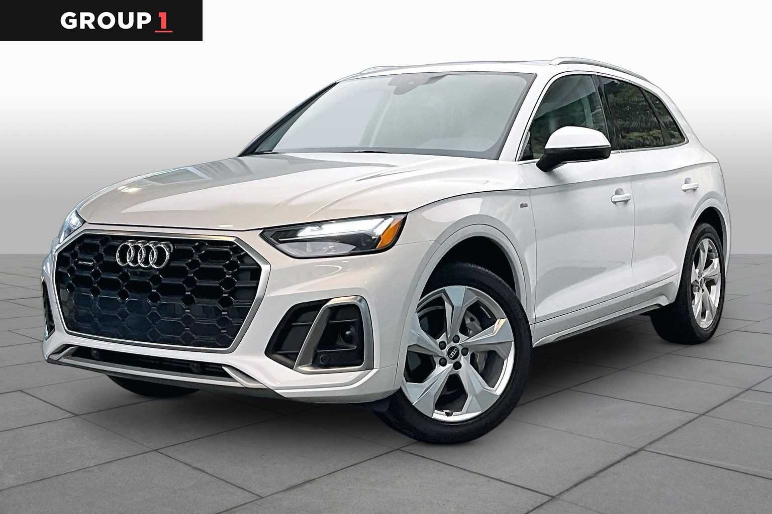 2022 Audi Q5 S line Premium Plus