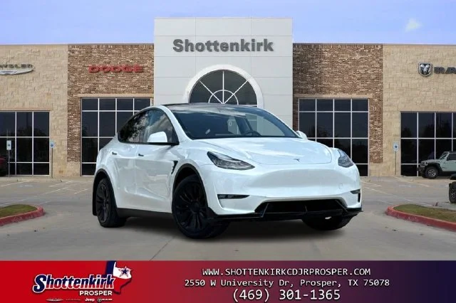 2023 Tesla Model Y Long Range