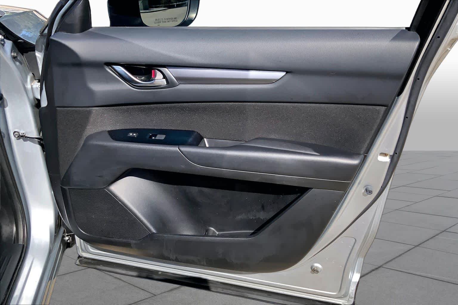 Used 2017 Sonic Silver Metallic Mazda Sport image 22
