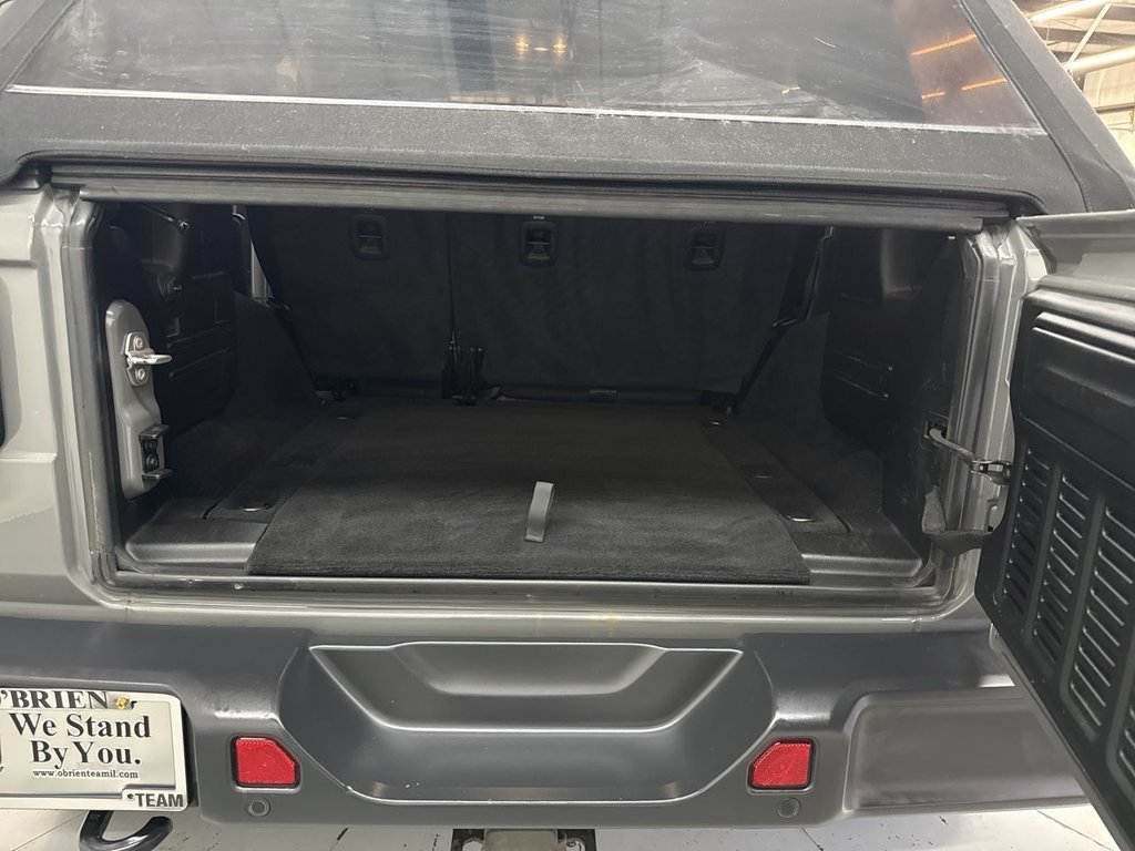 Used 2020 Gray Clearcoat Jeep Unlimited Sport S image 21