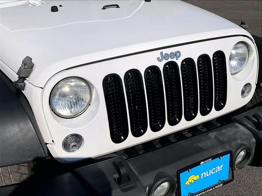 Used 2014 White Jeep Sport image 26