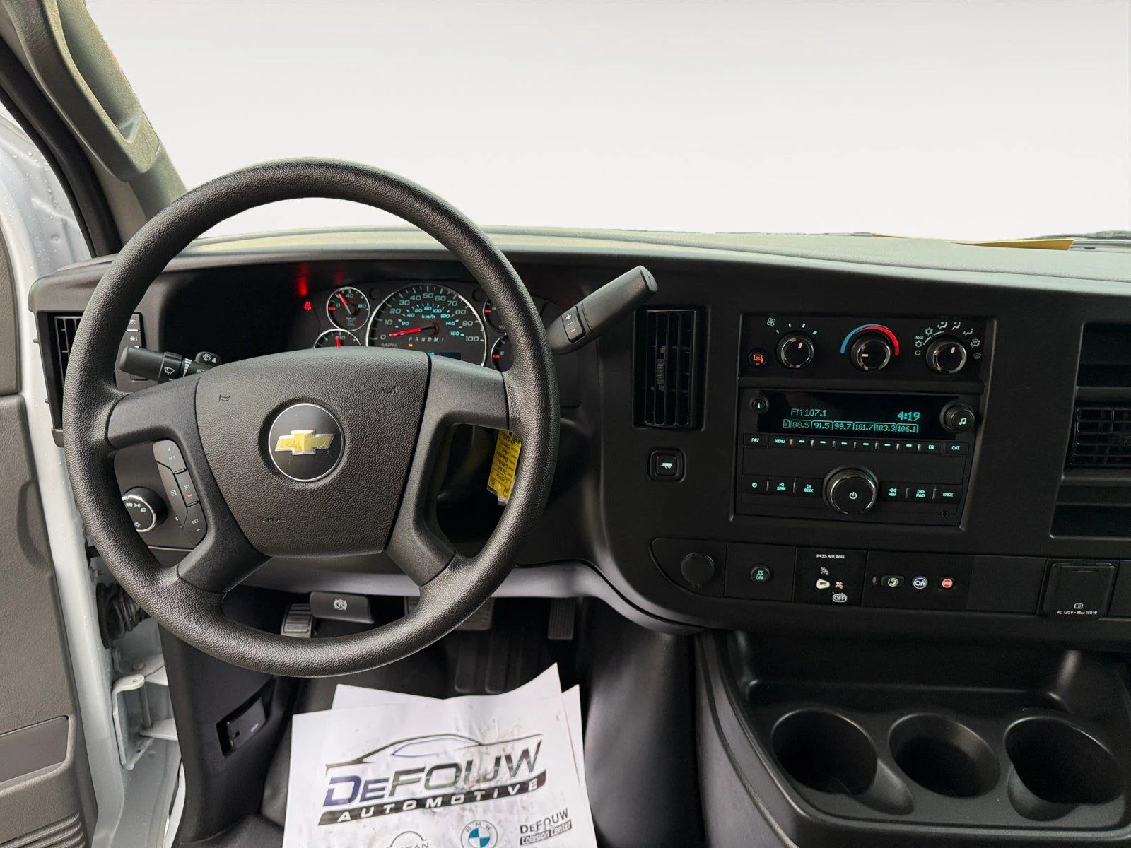 Used 2025 Summit White Chevrolet Extended Cargo Van image 13