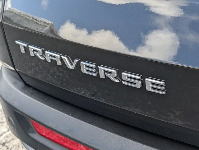 Used 2025 Black Chevrolet LT image 17
