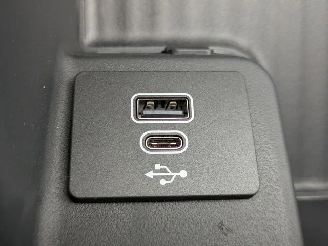 New 2026 White Ford Platinum image 23