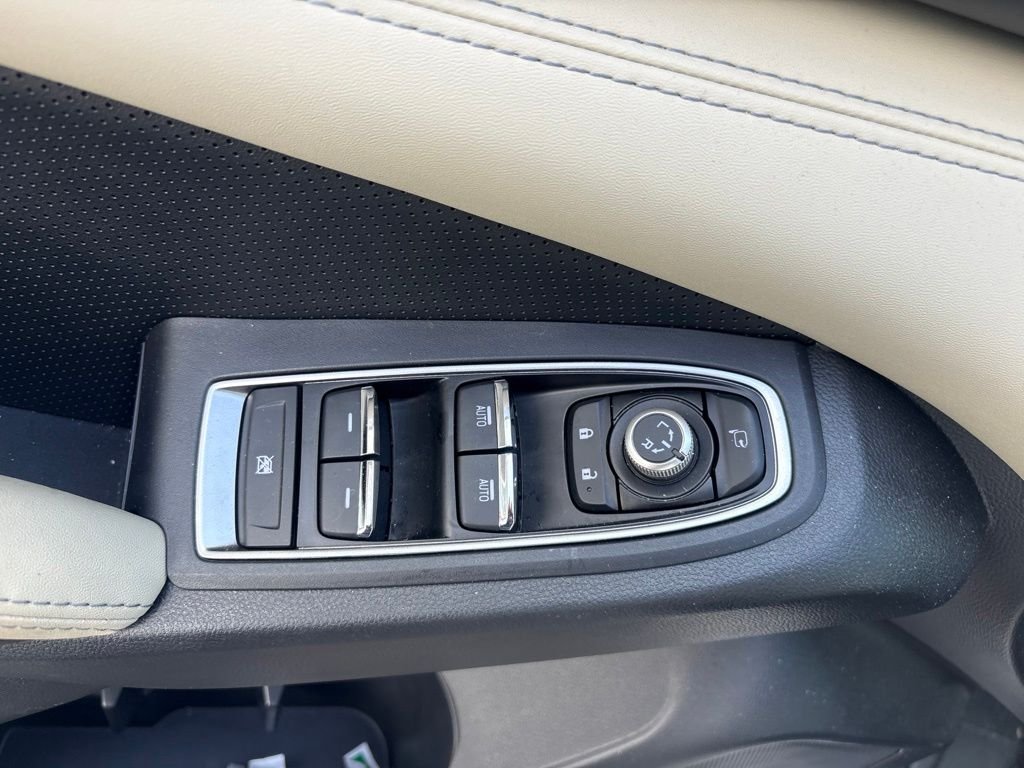 Used 2025 White Subaru Limited image 15