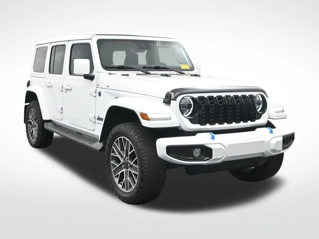 Used 2024 White Jeep High Altitude 4xe image 3