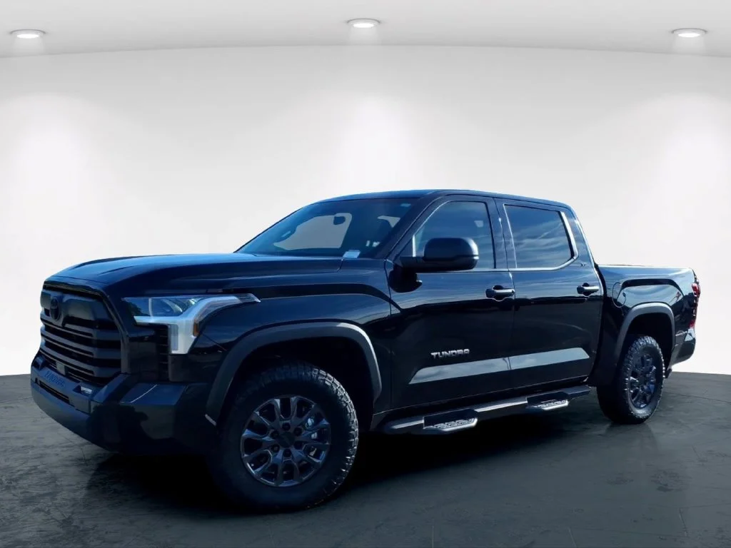 Used 2025 Black Toyota SR5 image 2