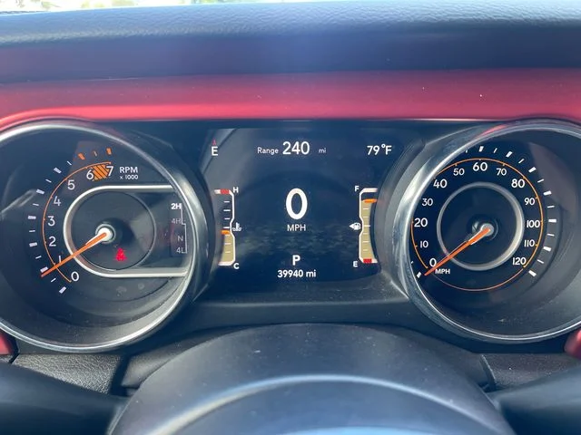 Used 2023 Gray Jeep Rubicon image 17