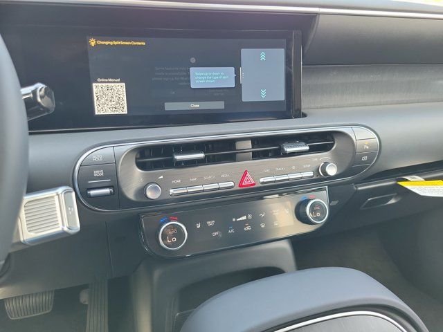 New 2026 White Hyundai Blue SEL 8P image 14