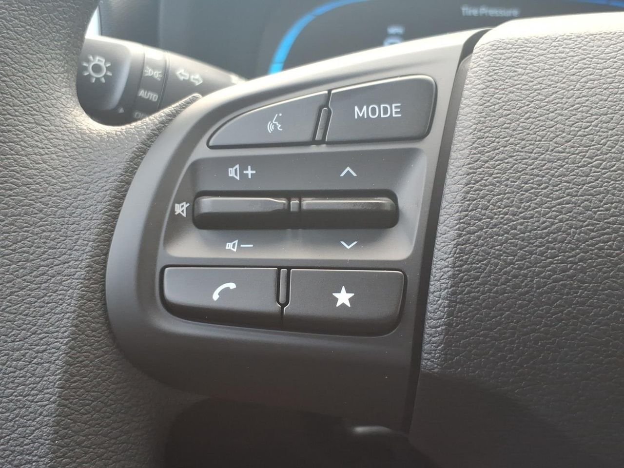 New 2026 Ecotronic Gray Hyundai SE image 14