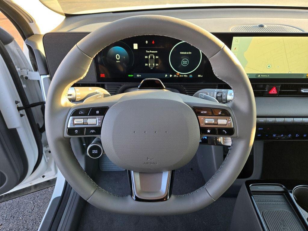 New 2025 White Hyundai SEL image 34