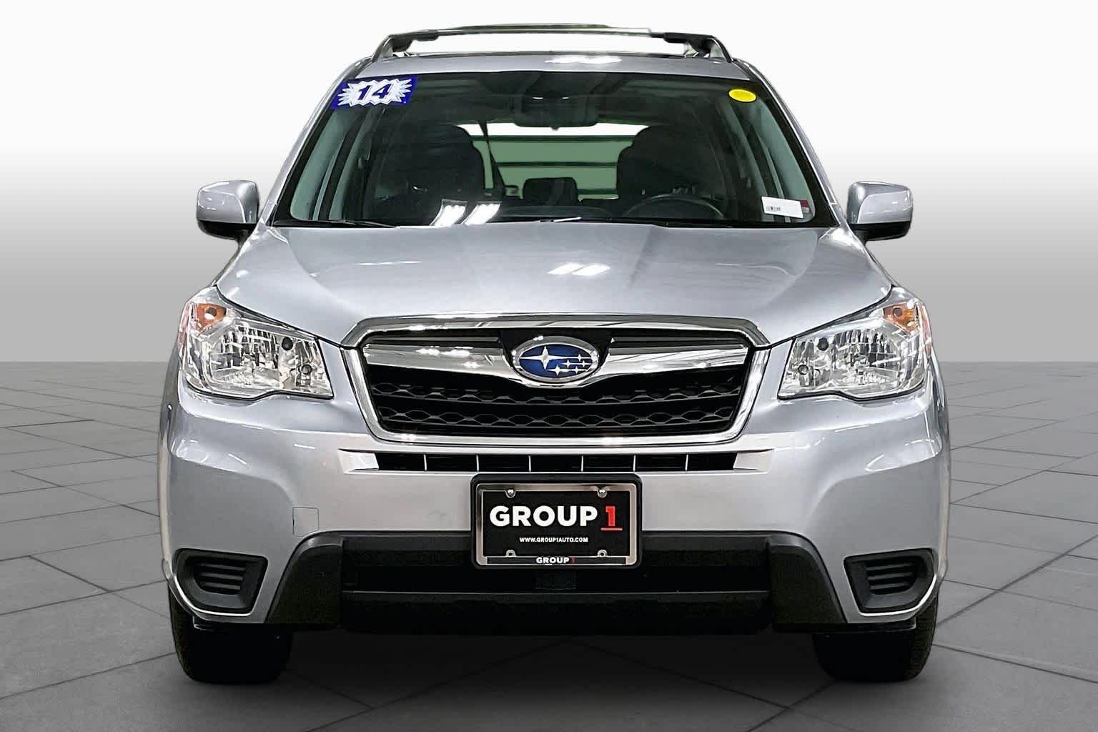 Used 2014 Ice Silver Metallic Subaru 2.5i Premium image 4