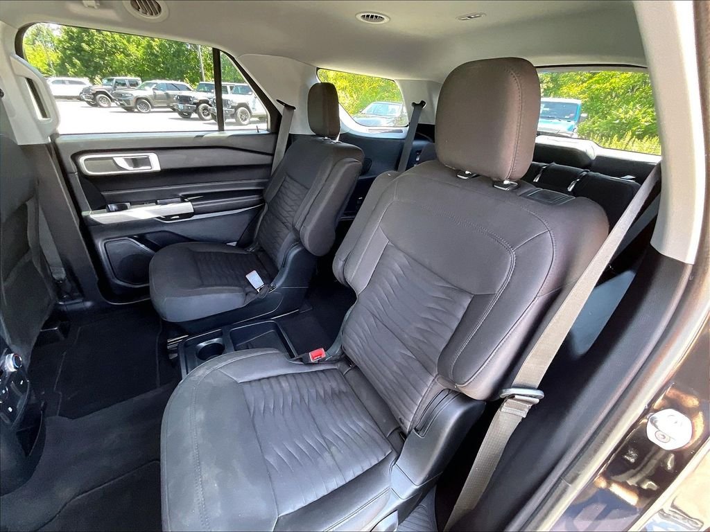 Used 2021 Agate Black Metallic Ford XLT image 14