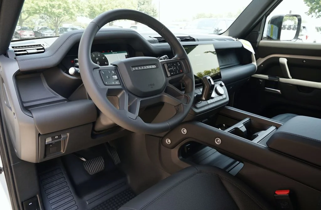New 2026 Borasco Grey Land Rover S image 14