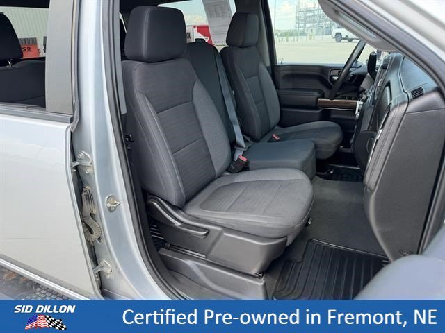 Used 2021 Silver Ice Metallic Chevrolet LT image 7
