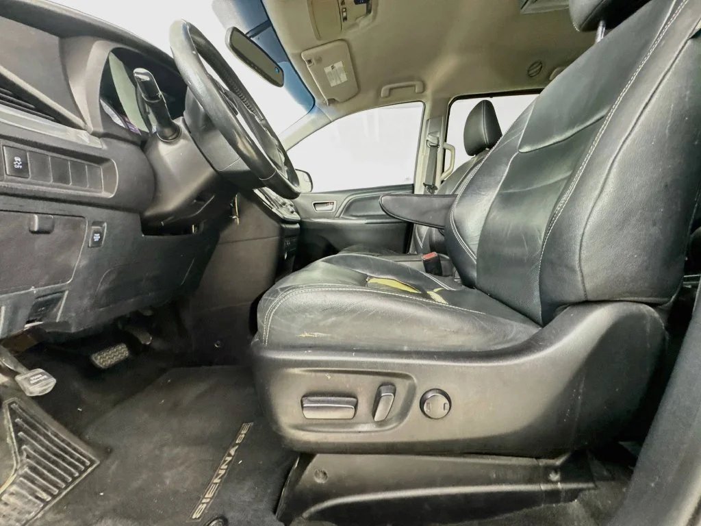 Used 2016 Midnight Black Metallic Toyota SE image 22