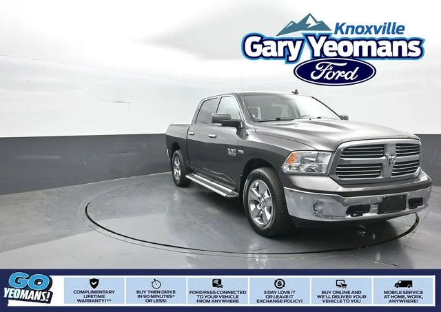 2016 RAM 1500 Big Horn 4x4 Crew Cab 5'7's photo