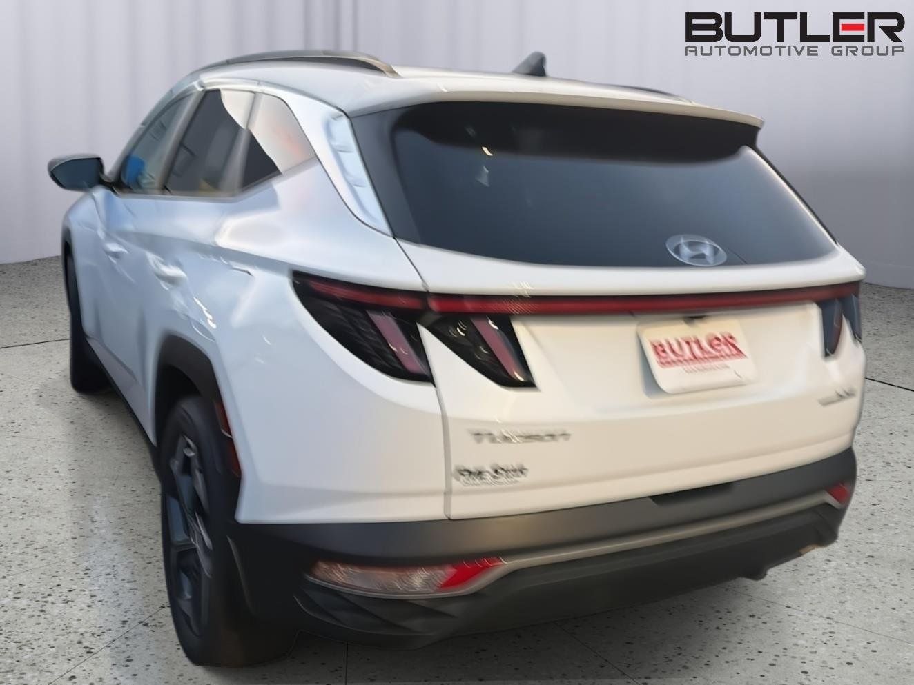 Used 2024 White Pearl Hyundai SEL Convenience image 10