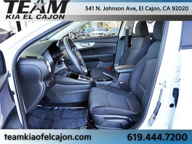 Used 2024 White Kia LXS image 13