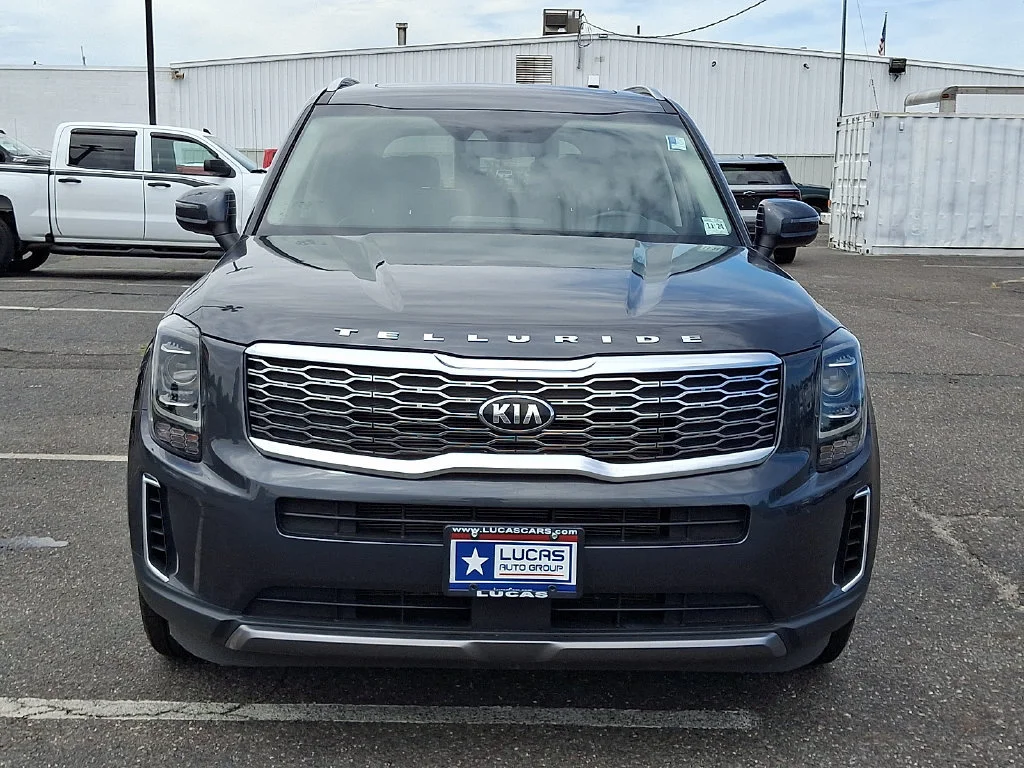 Used 2020 Gray Kia EX image 4