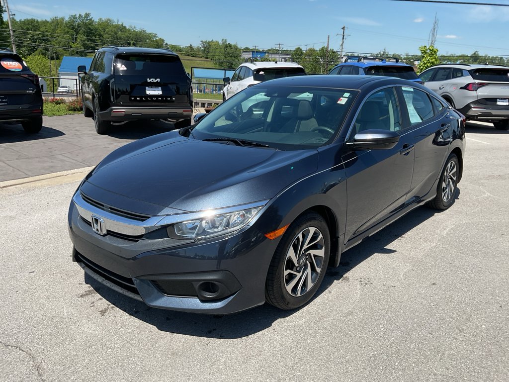 Used 2018 Blue Honda EX image 4