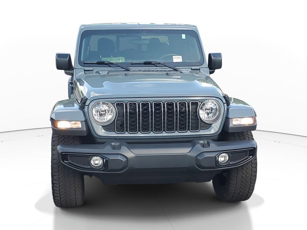 2025 Jeep Gladiator Nighthawk Auto's photo