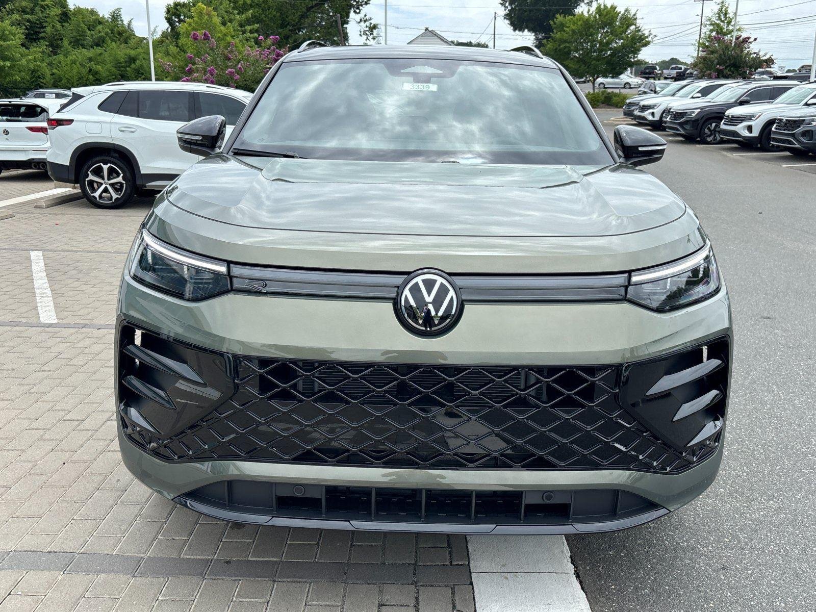 New 2026  Volkswagen SE R-Line Black image 8