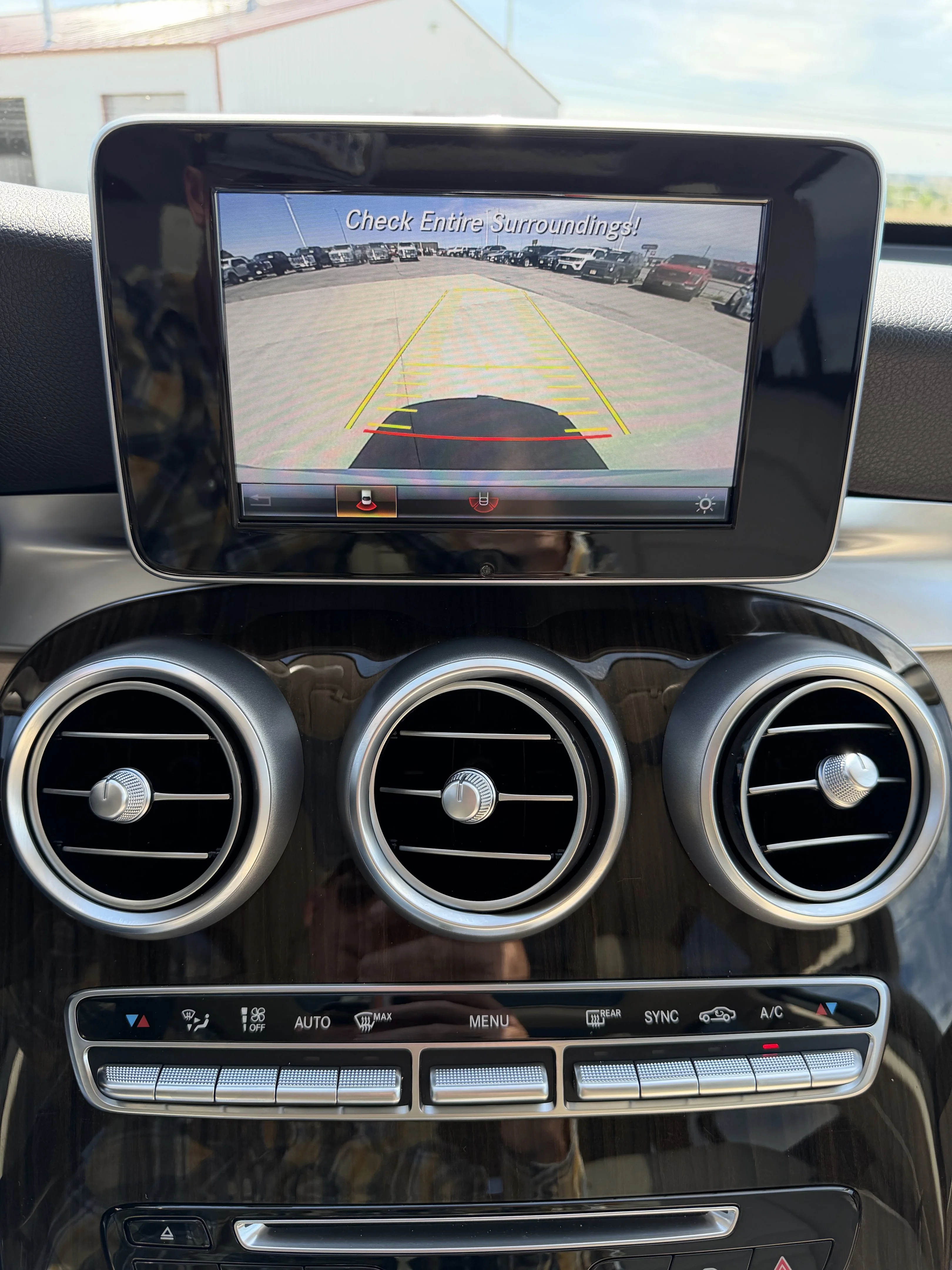 Used 2019 White Mercedes-Benz GLC 300 image 15