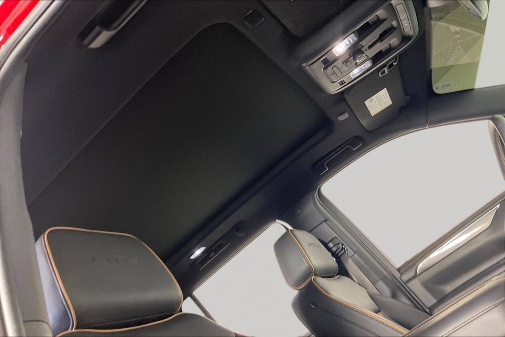 2023 GMC Yukon AT4 - Photo 26