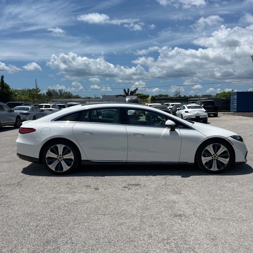 Used 2022 White Mercedes-Benz 450 image 6