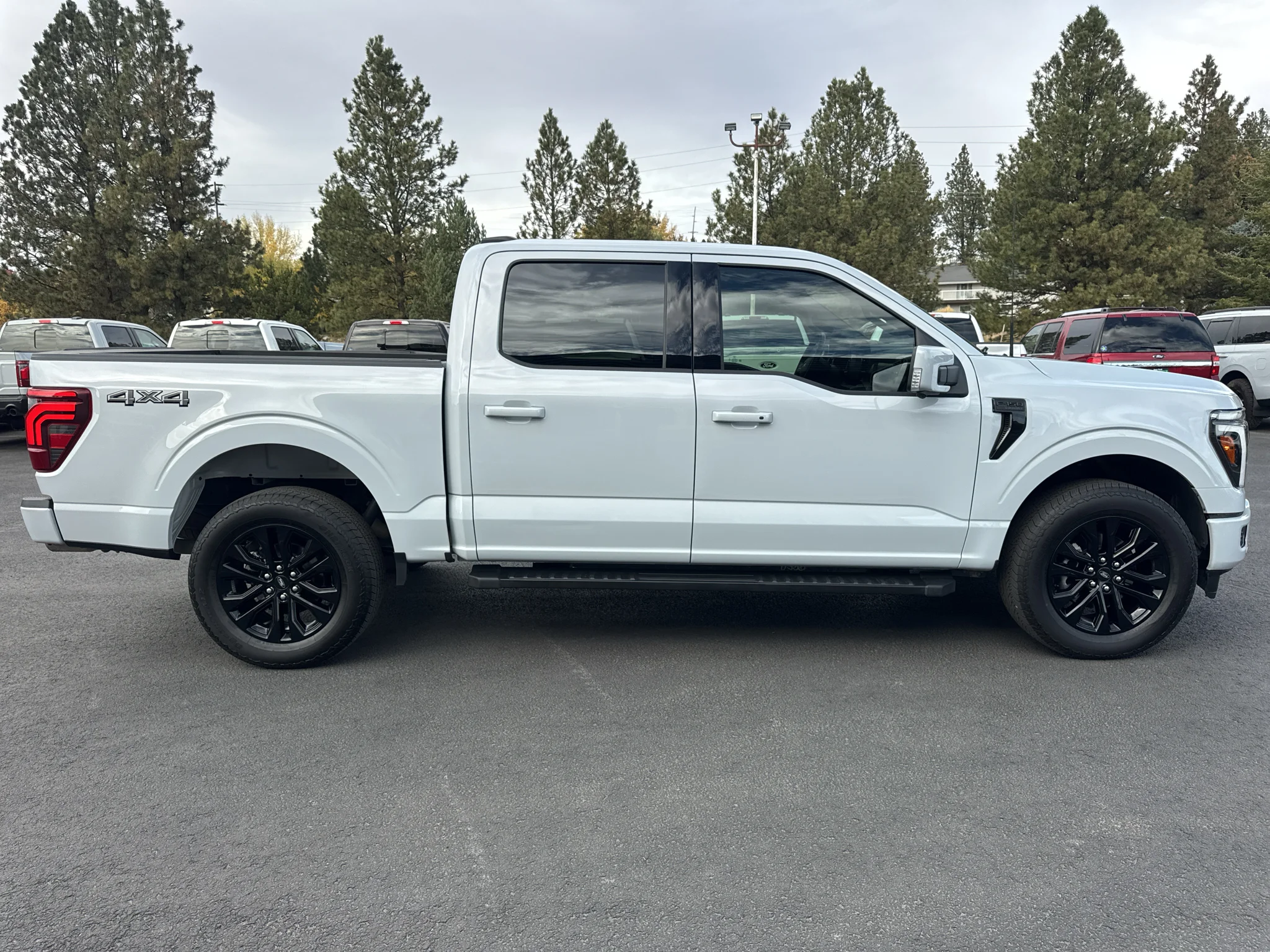 Certified Used 2025 Space White Metallic Ford LARIAT image 8