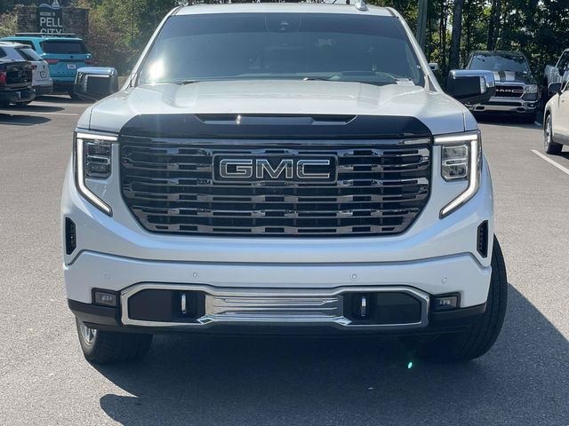 Certified Used 2025 White Frost Tri-Coat GMC Denali Ultimate image 9