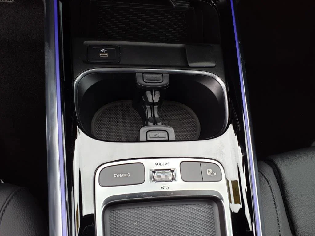 Used 2025 Mountain Grey Met Mercedes-Benz GLA 250 image 18
