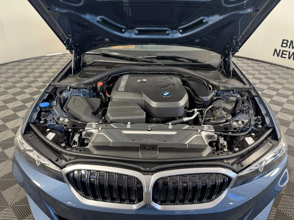 New 2026 Arctic Race Blue metallic BMW 330i xDrive image 20