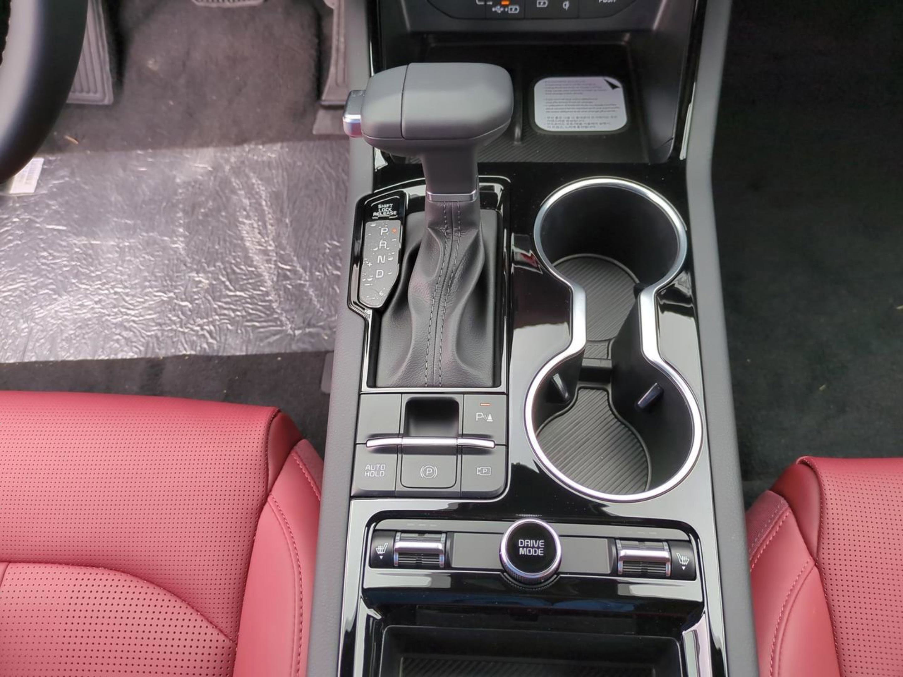 New 2026 Snow White Pearl Kia GT-Line FWD image 20