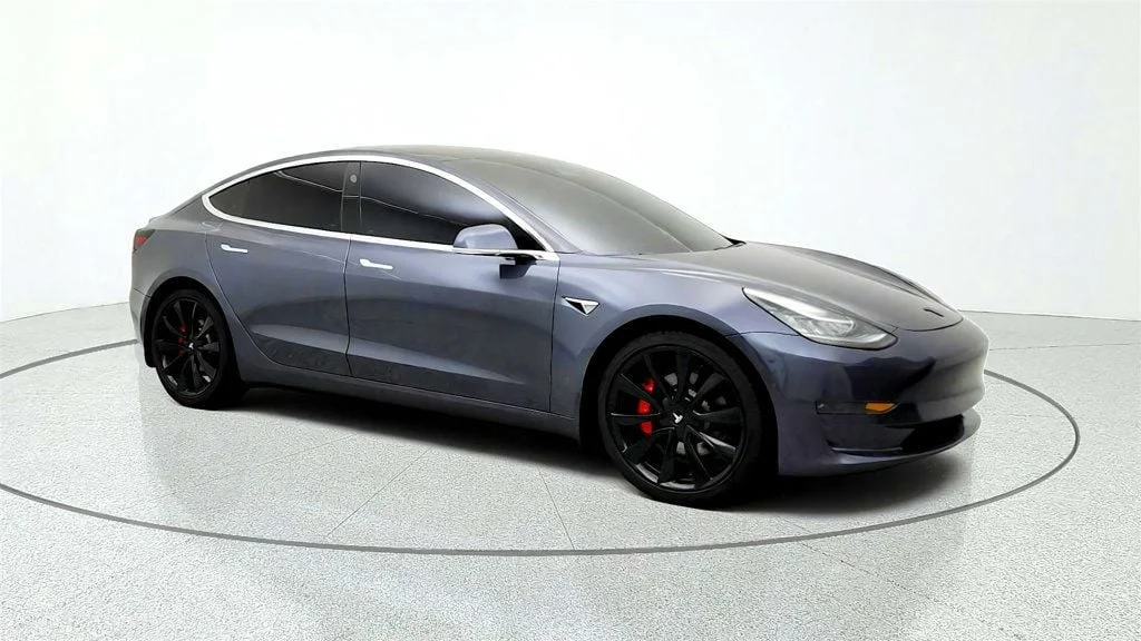 Used 2018 Midnight Silver Metallic Tesla Performance AWD w/ 20