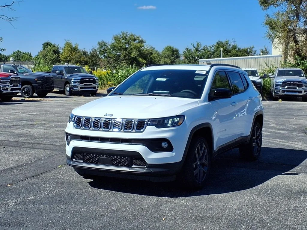 New 2026 Bright White Clear-Coat Exterior Paint Jeep  image 2