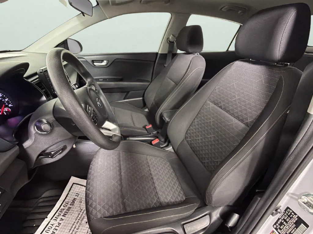 2020 Kia RIO S - Photo 18