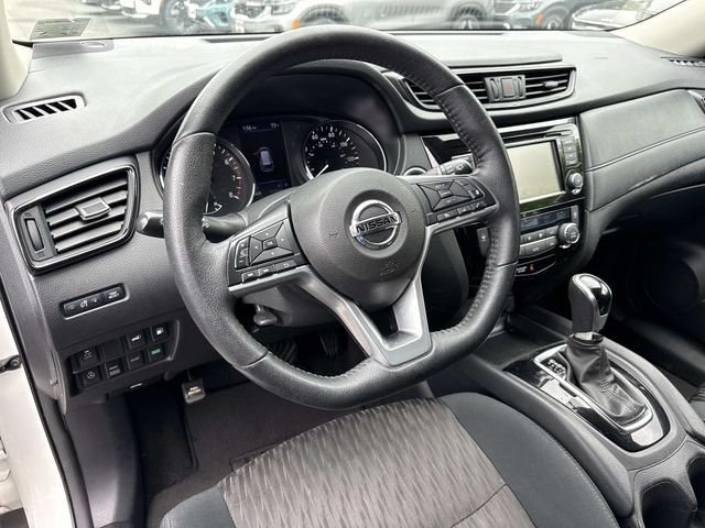Used 2018 White Nissan SV image 2