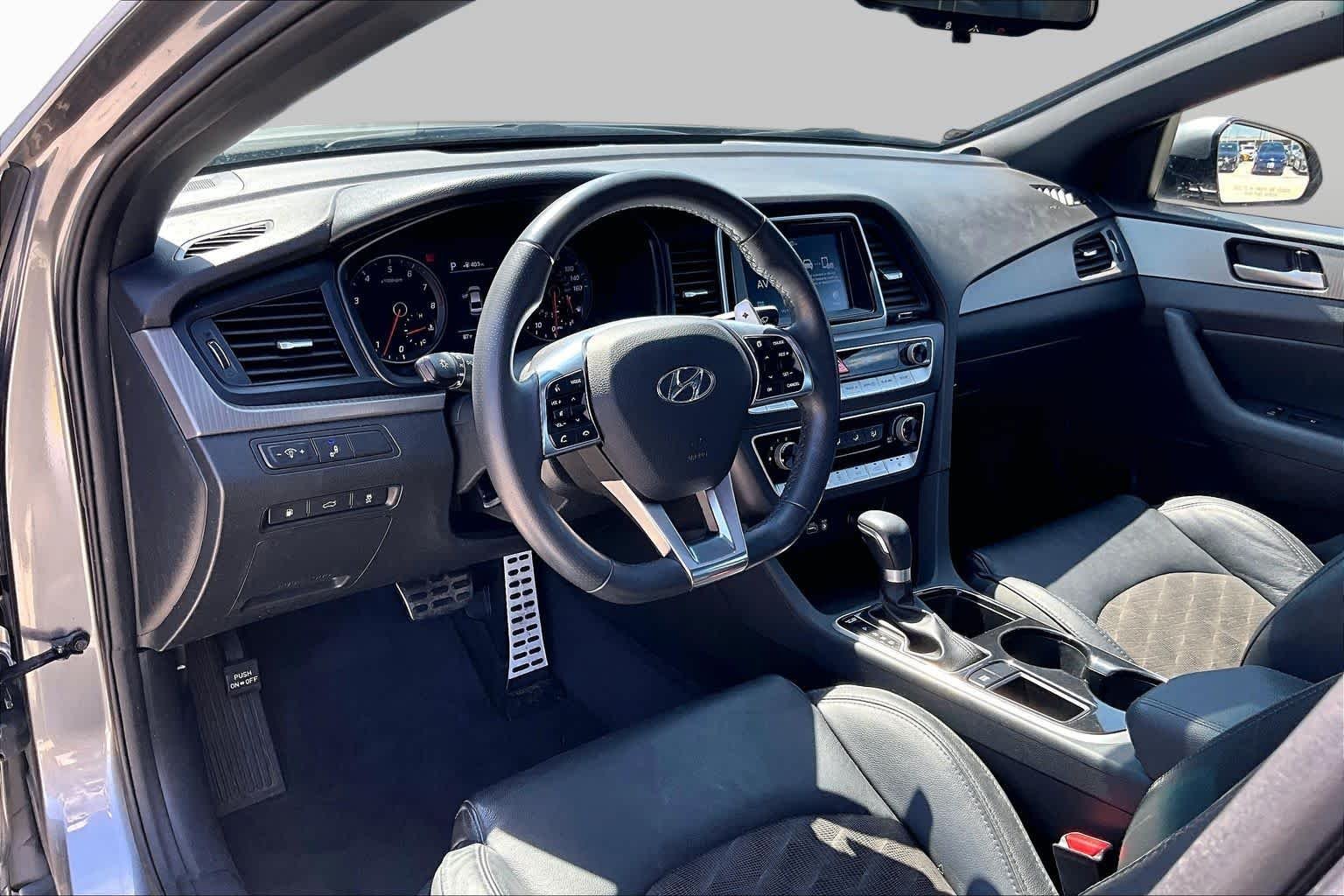 Used 2018 Machine Gray Hyundai Sport image 15