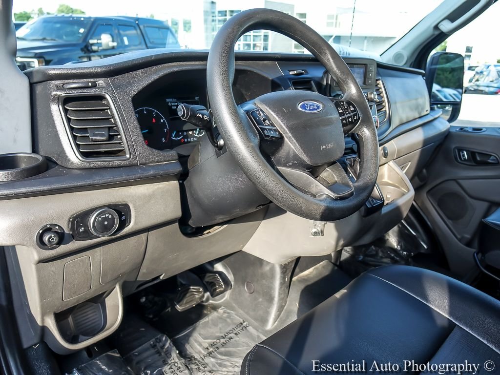 Used 2023 Black Metallic Ford Base image 10