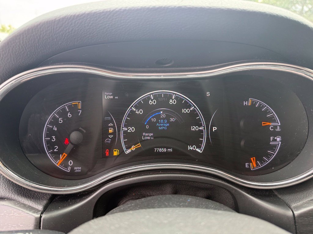 Used 2018 White Jeep Altitude image 8