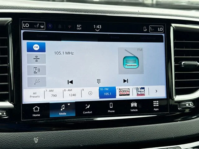 Certified Used 2025 Black Chrysler Select image 29