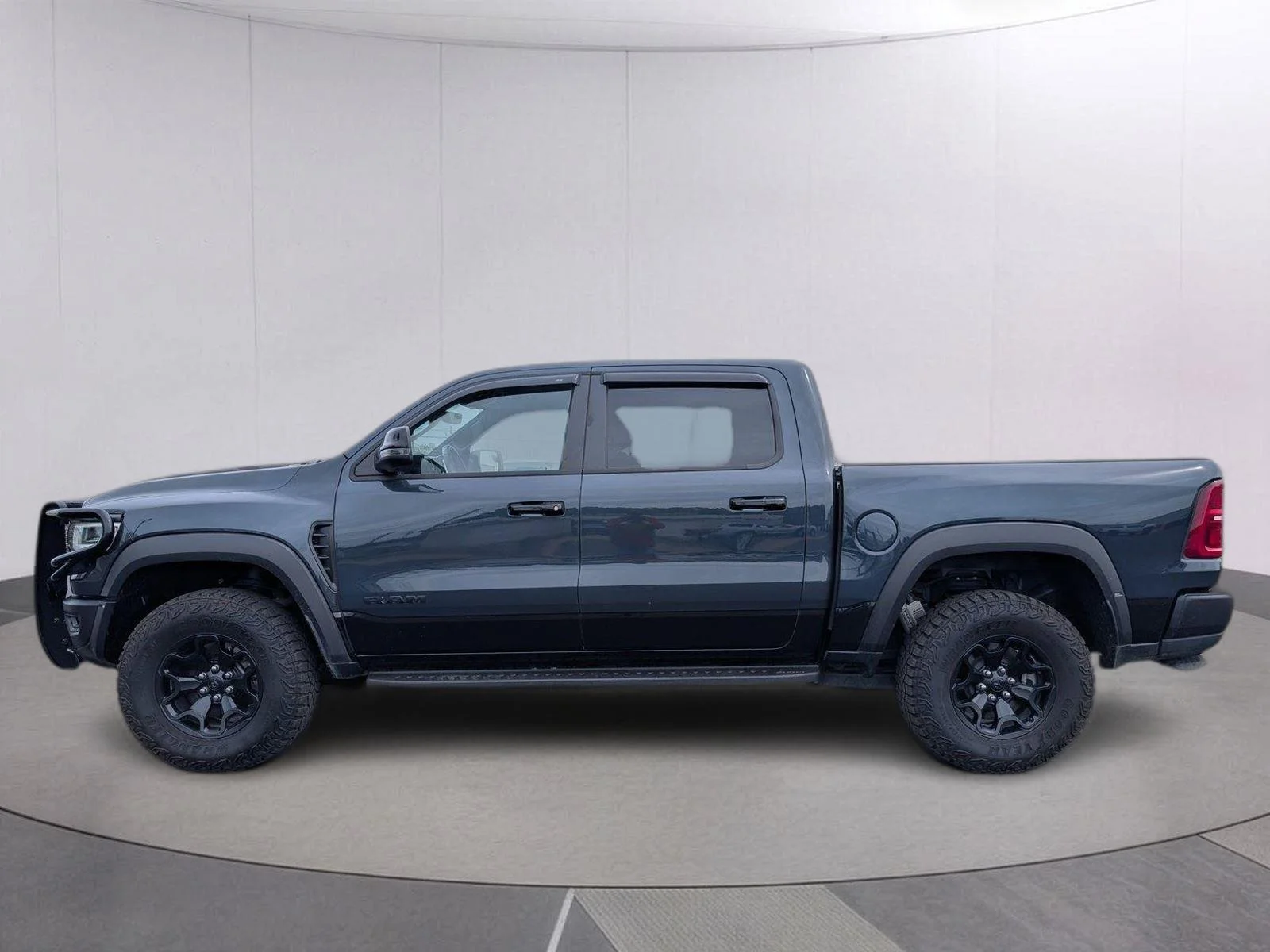 Used 2025 Forged Blue Metallic Ram RHO image 2