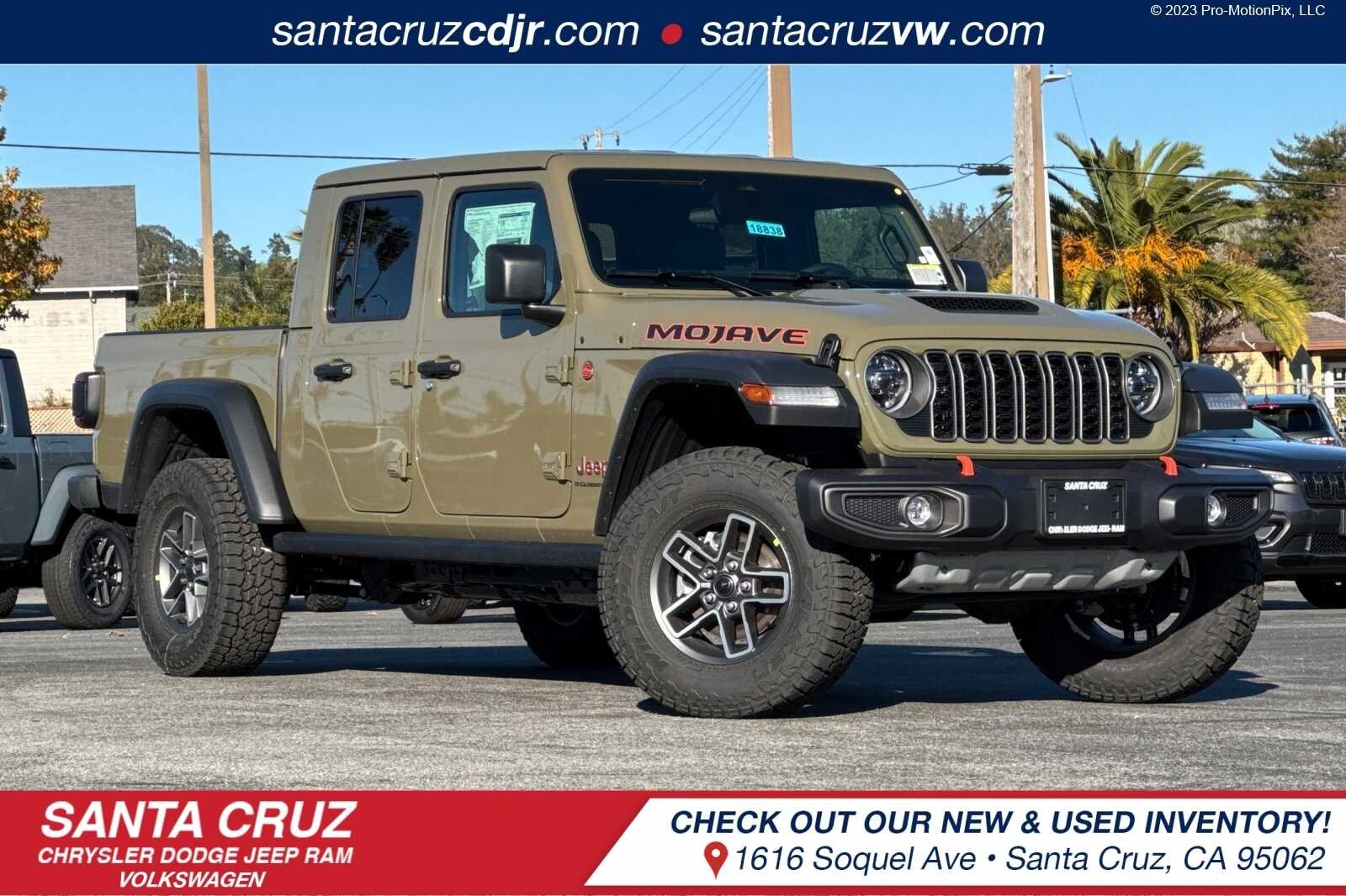 2026 Jeep Gladiator Mojave Auto's photo