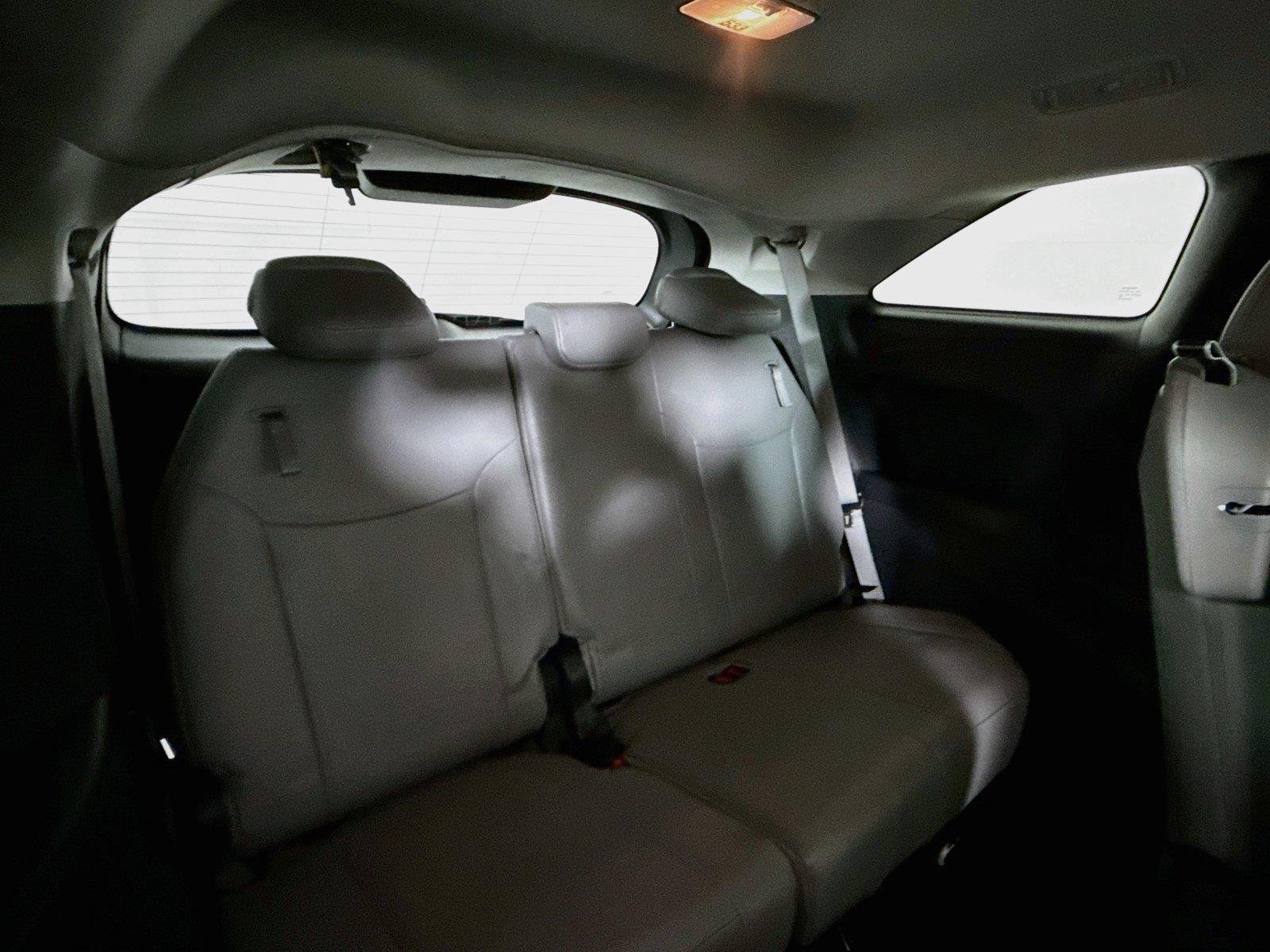 Certified Used 2025 Wind Chill Pearl Toyota XLE 8-Passenger image 40