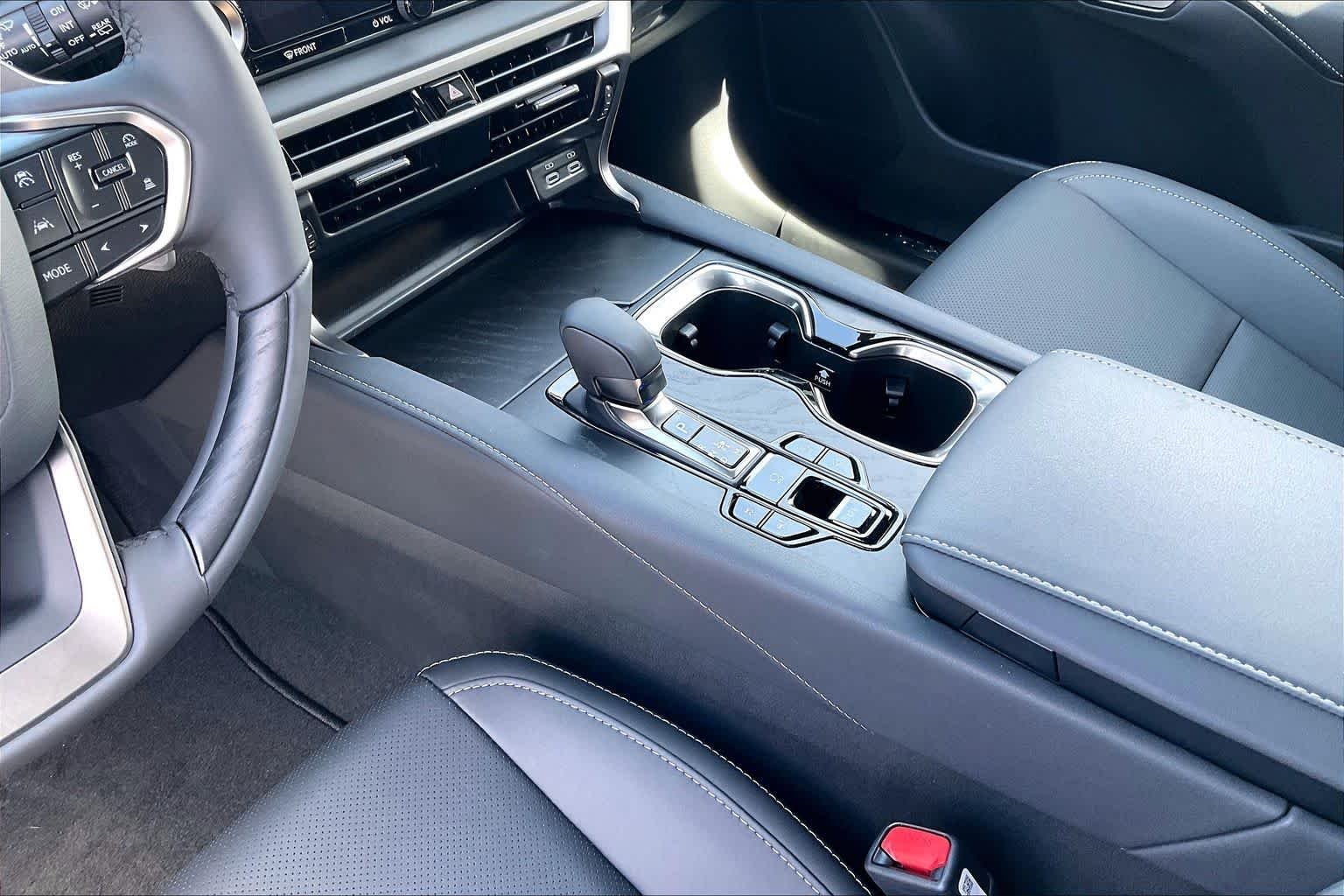 2026 Lexus RX 350 Premium - Photo 7